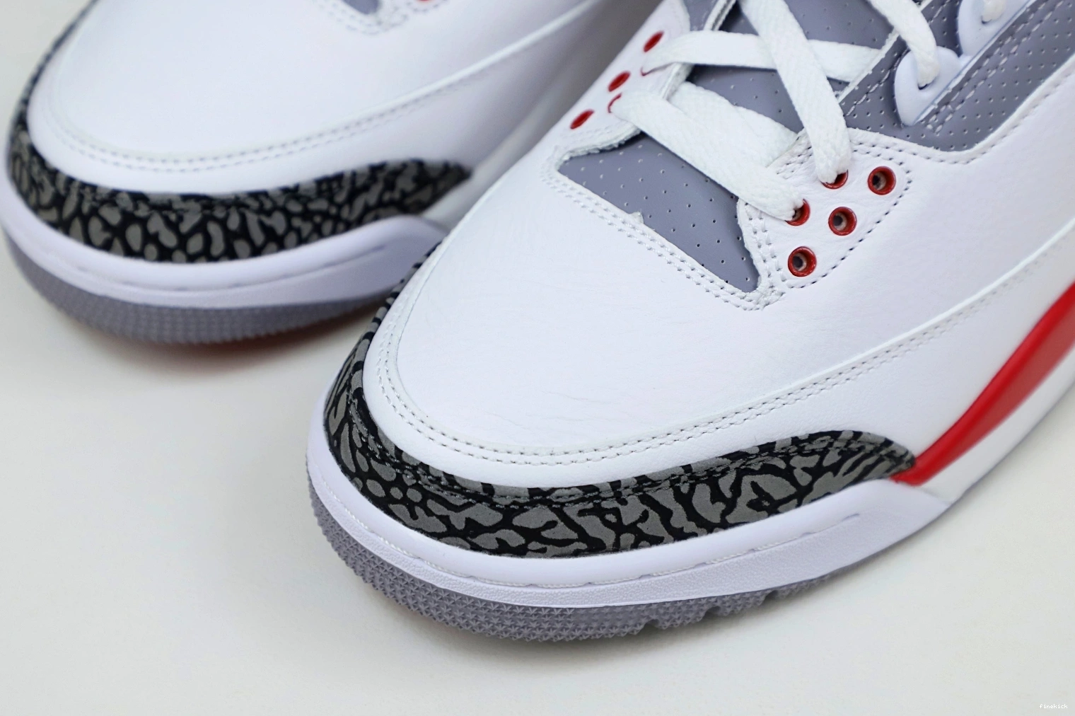 AIR 3RETRO